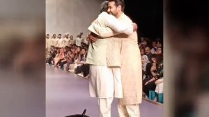 Ali Abbas Gets Emotional During Ramp Walk with His Father | Celeb City | TB2