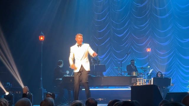 Brett Eldredge - Let It Snow 12122