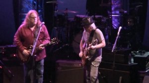 (HD) Warren Haynes Band w/ Brad Whitford - Feel Like Breaking Up Somebody's Home - 5.12.11