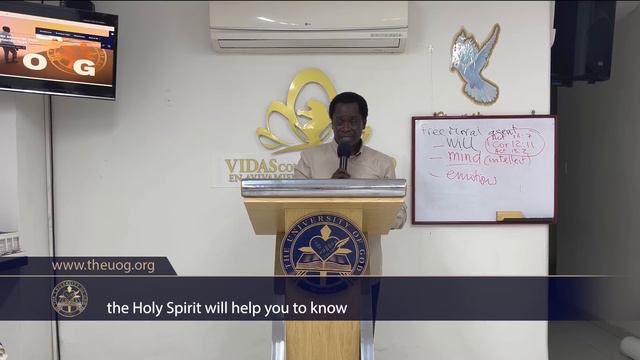 THE HOLY SPIRIT IS A DIVINE PERSON | STEP INTO THE SPIRITUAL With Racine смотреть онлайн