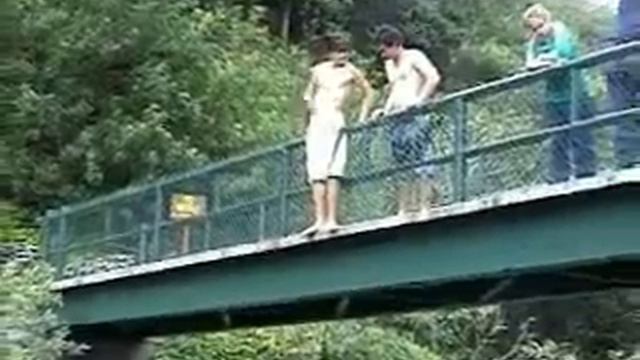 Eugene Kanakaole смотреть онлайн