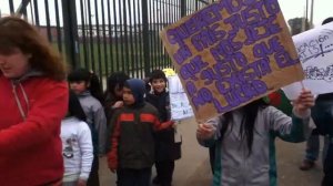 Marcha Escuela Albert Schweitzer por la educación