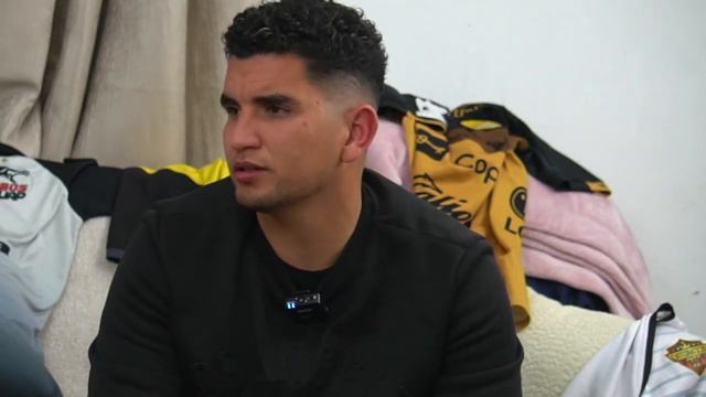 Brian Rivera Jugador de Futbol Profesional смотреть онлайн