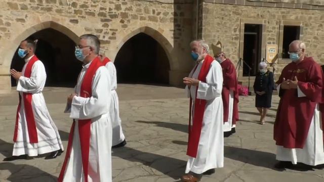 Fiesta de la exaltación de la Cruz. Visita a Cantabria del Nuncio Apostólico Bernardito Auza смотреть онлайн