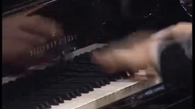 Liszt - Piano Concerto N. 1 - Finale смотреть онлайн