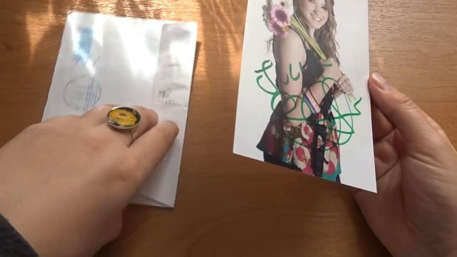 Автограф Эмили Осмент (Emily Osment) смотреть онлайн