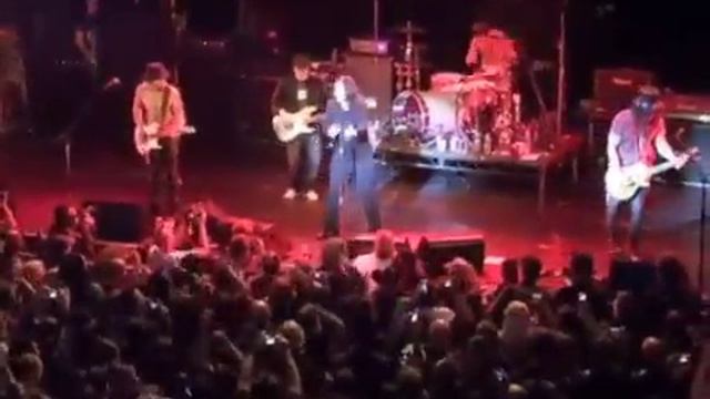 Ozzy Osbourne Slash Dave Navarro Travis Barker LIVE