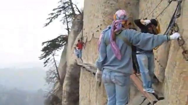 Hua Shan plank walk full 10 minutes video смотреть онлайн