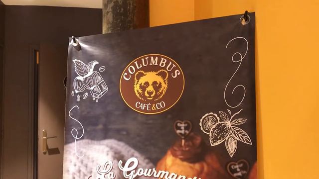 COLUMBUS CAFE | YOUNG PEOPLE COFFEE SHOP IN PARIS смотреть онлайн