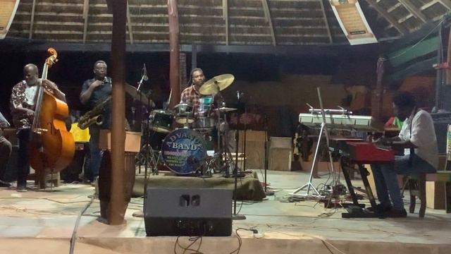 "Appointment in Ghana"  performed by Derrick Gardner Quintet смотреть онлайн