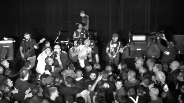 Garotos Podres - Johnny - CCJ /SP - 18/08/18 смотреть онлайн