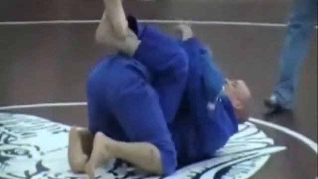 PJ Lindner - Full Guard Sweep, 2 Mount смотреть онлайн