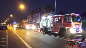 [Dachstuhlbrand] Großer Feuerwehreinsatz auf der Erich-Ollenhauer-Straße in Wiesbaden-Dotzheim