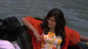 Do Lafzon Ki Hai Dil Ki Kahani - Amitabh - Zeenat Aman - The Great Gambler - Old Hindi Songs