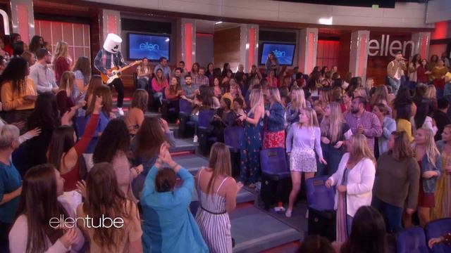 Marshmello and Kane Brown Have 'One Thing Right' смотреть онлайн