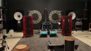 Sona Jobarteh Saya SONUS FABER Stradivari G2 4Kᵁᴴᴰ