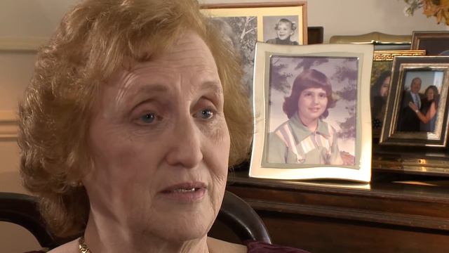 Marilyn Stiglitz supports the Susan Lang Pay-It-Forward Patient Travel Assistance Program смотреть онлайн