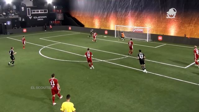 Así juega Álvaro García nuevo jugador de EL BARRIO смотреть онлайн