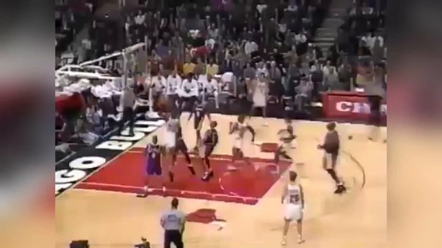 The Day Michael Jordan Destroyed Kobe Bryant & Shaquille O’neal смотреть онлайн