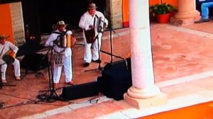 Carmelo Torres y su cumbia sabanera