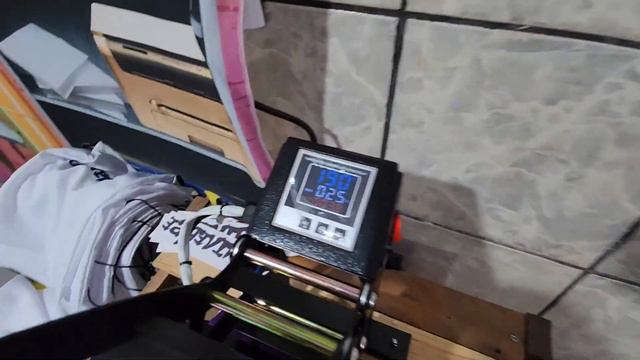 Produção do dia - Credencial, Bolsa Mochila, Cartões e Adesivos - Gráfica Rápida смотреть онлайн