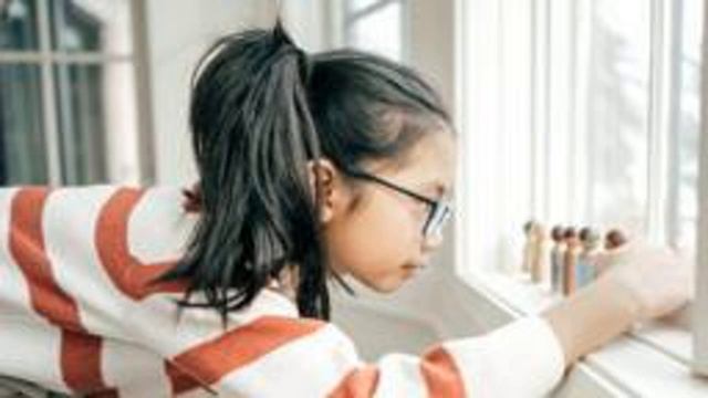 Día Mundial Del Autismo: Por Qué Hay Tantas Niñas Y Mujeres Autistas Que No Reciben Adecuadamente смотреть онлайн