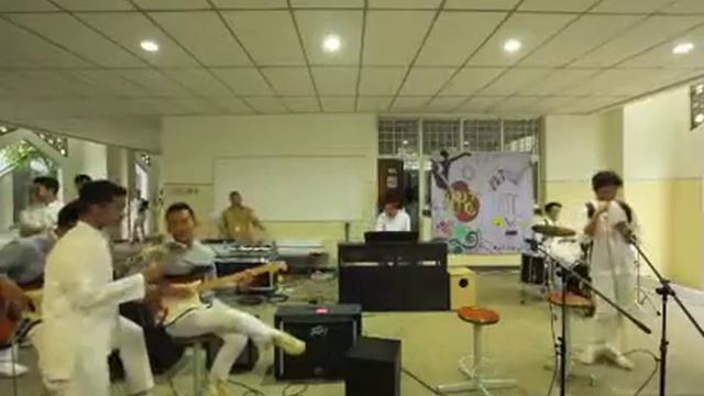 Pembukaan oleh Farros, Arya, Affan, Nukke, dan Biaggi смотреть онлайн