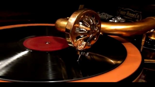 Lotte Lehmann sings Wiegenlied by Schubert смотреть онлайн