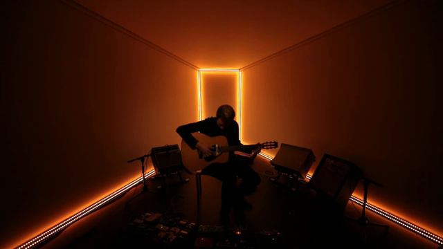 The Tunnel — Bert Dockx - Albatross