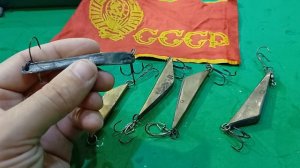 ИНТЕРЕСНАЯ САМОДЕЛЬНАЯ БЛЕСНА ТОПОРИК ИЗ СССР.