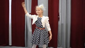 Стихотворение на английском языке "Secret Ambitions". Читает Давыдова Дарина.