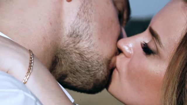 Свадебная история: Артур и Виктория 19 августа 2017 смотреть онлайн