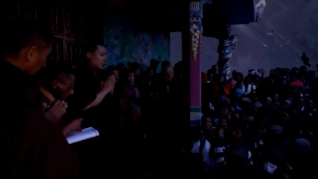 His Holiness 17 Karmapa ཕྲིན་ལས་མཐའ་ཡས་རྡོ་རྗེ། Trinley Thaye Dorje in Tsekarmo Gompa смотреть онлайн