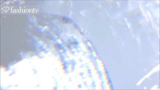 DAPHNE GUINNESS - Pandora (RÓISÍN MURPHY) смотреть онлайн