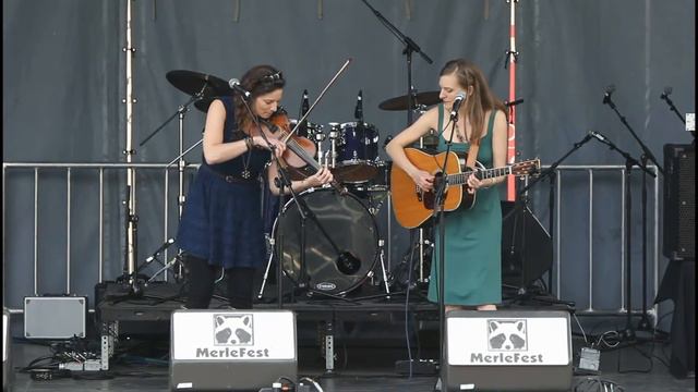 Lynda Dawson and Pattie Hopkins - Run Away смотреть онлайн