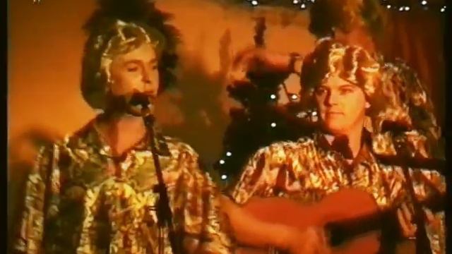 Dennis-Paul-Ramon-Ron-Theo смотреть онлайн