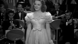 Judy Garland  ☼  Singing In The Rain "Little Nellie Kelly, 1940"