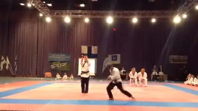 Olli Siltanen's blind apple break смотреть онлайн