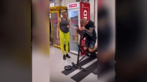 Если и хотите прокачивать нужные мышцы, то только вот так