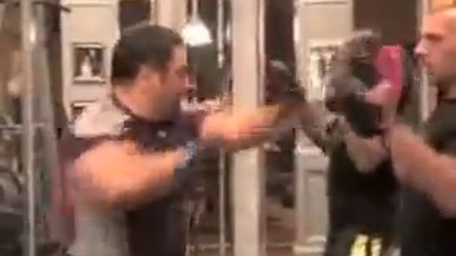 Phil Boxing смотреть онлайн