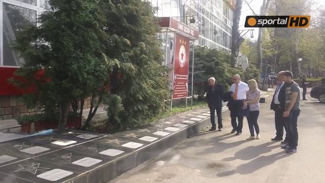 Специален гост посети ''Армията'' смотреть онлайн