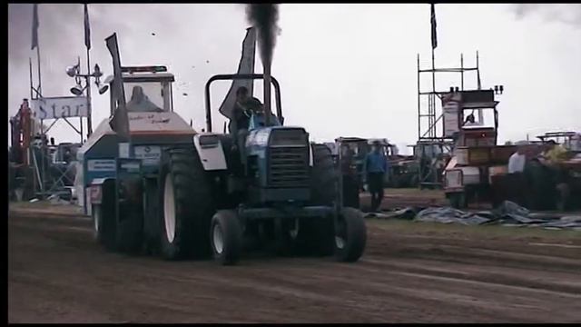 Oudenbosch 2012 MTX Mark Hendriks 4,5 Ton Sport proeftrek смотреть онлайн