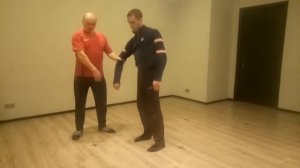 Работа ног при вывединии противника из равновесия.