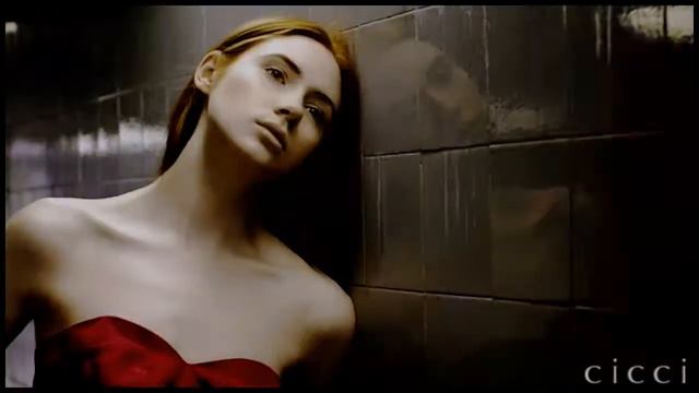 [Karen Gillan] Paradise Circus