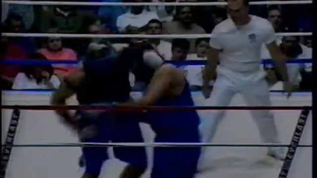 ROY BAD BOY BURNS VS. JASON EVANS смотреть онлайн