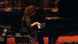 Gila Goldstein plays "היו לילות" Hayu Leilot ("there were nights") by Mordechai Zeira