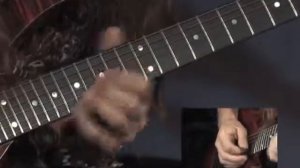 03 Kiko Loureiro - Creative Fusion - A Minor Triads (Cross String Technique)