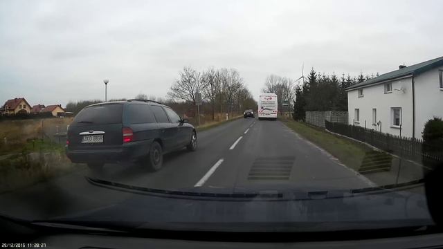 Wymuszenie przy wyprzedzaniu смотреть онлайн