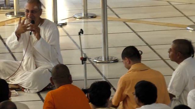 HH Bhanu Swami Maharaj  - 71st Vyasa Puja -  Glorifications ! смотреть онлайн