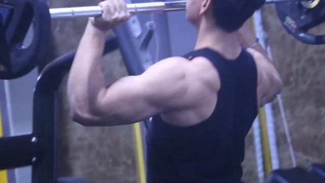 SHOULDER WORKOUT смотреть онлайн